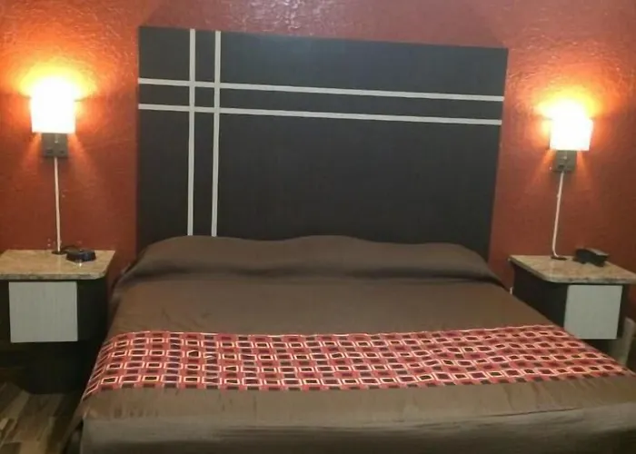 Budget Inn Of Avon Park