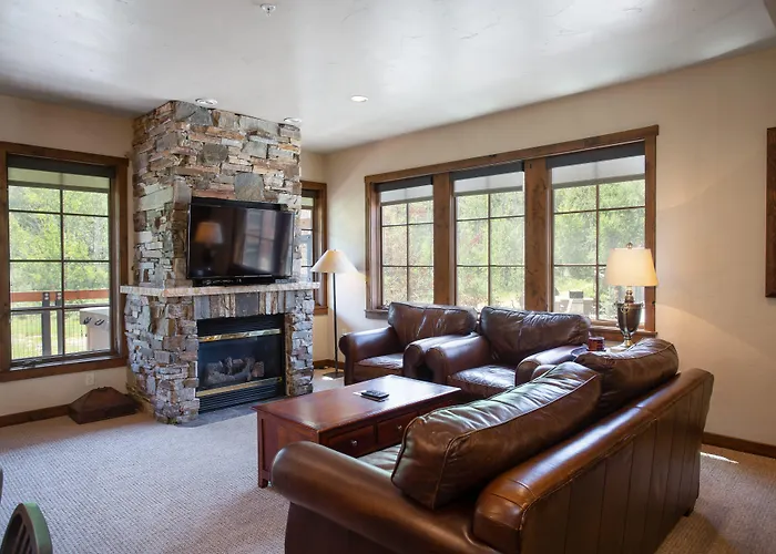 Silver Baron Lodge