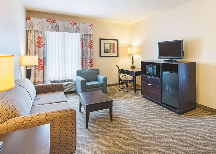 La Quinta By Wyndham Glen Rose