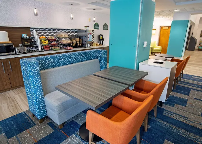 Wingate By Wyndham Lafayette Airport