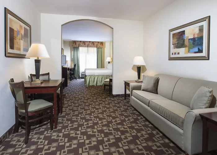 Holiday Inn Express Hotel & Suites Port St. Lucie West By Ihg
