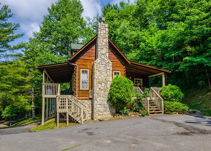 Highland Hills Motel & Cabins