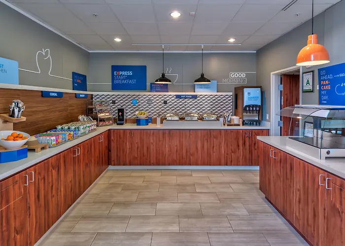 Holiday Inn Express Hotel & Suites Minden By Ihg