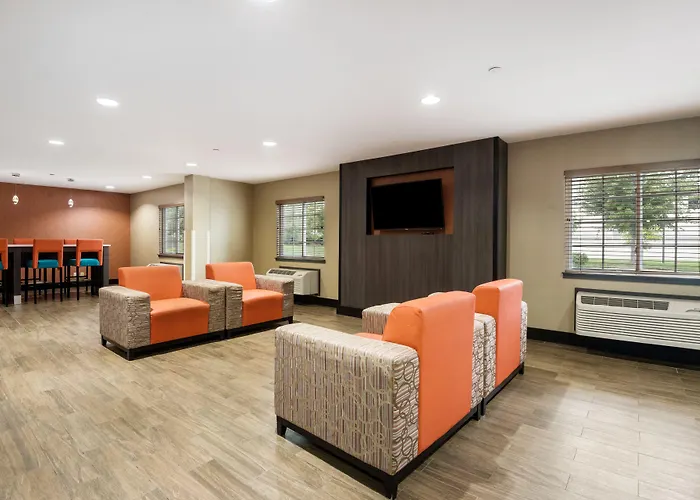 Studio 6 Lenexa - Overland Park