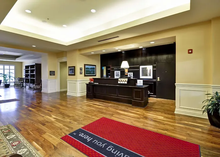 Hampton Inn & Suites North Charleston-University Boulevard