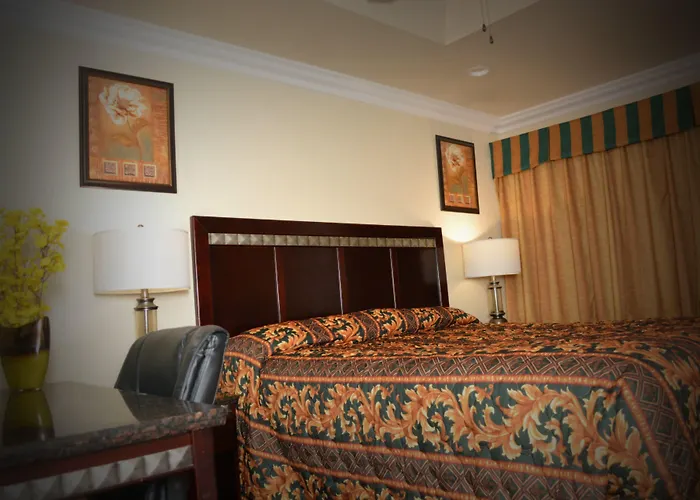 Crystal Lodge Motel