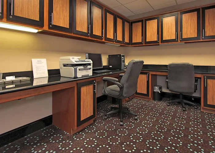 Hampton Inn Defiance