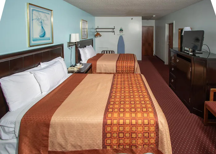 Eastbrook Inn