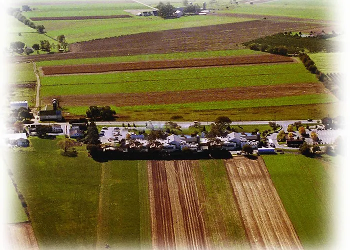 Amishview Inn & Suites