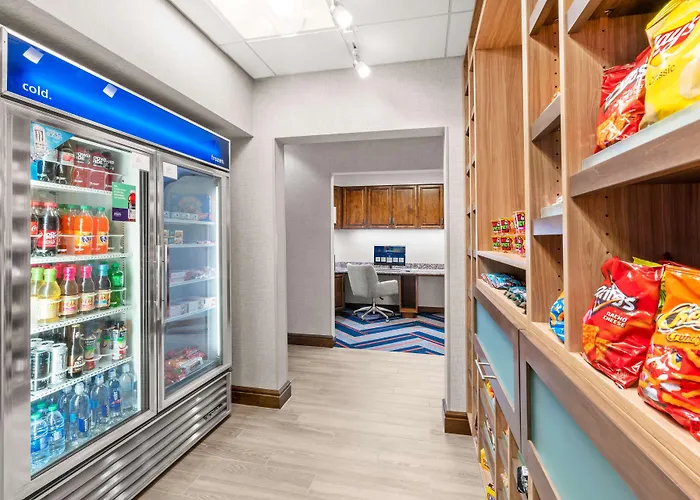 Hampton Inn & Suites Fairbanks