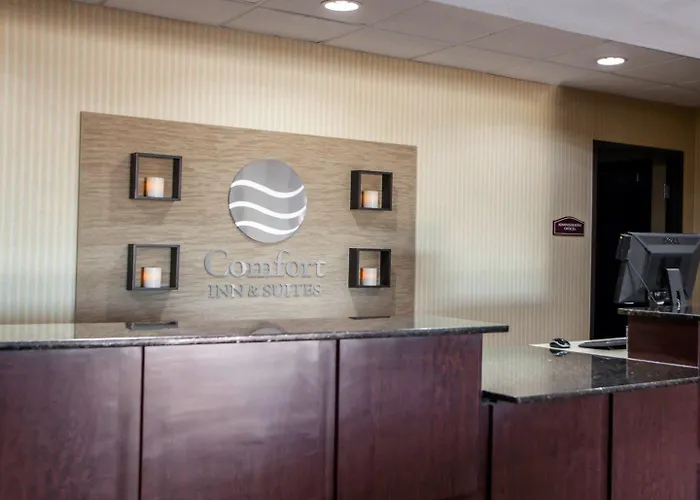 Comfort Inn & Suites Harrisonville