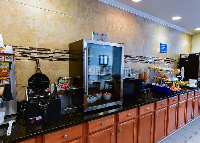Days Inn By Wyndham Greensboro Nc