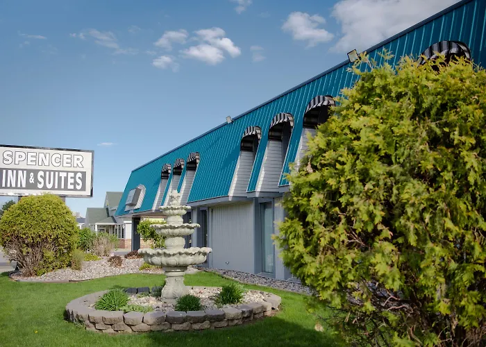 Spencer Inn & Suites