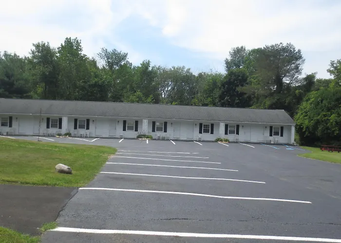 Villager Motel