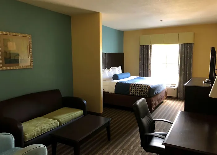 Best Western Plus Goodman Inn & Suites