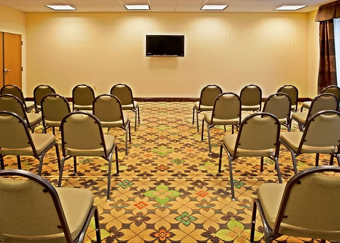 Holiday Inn Express Hotel & Suites Palm Bay By Ihg