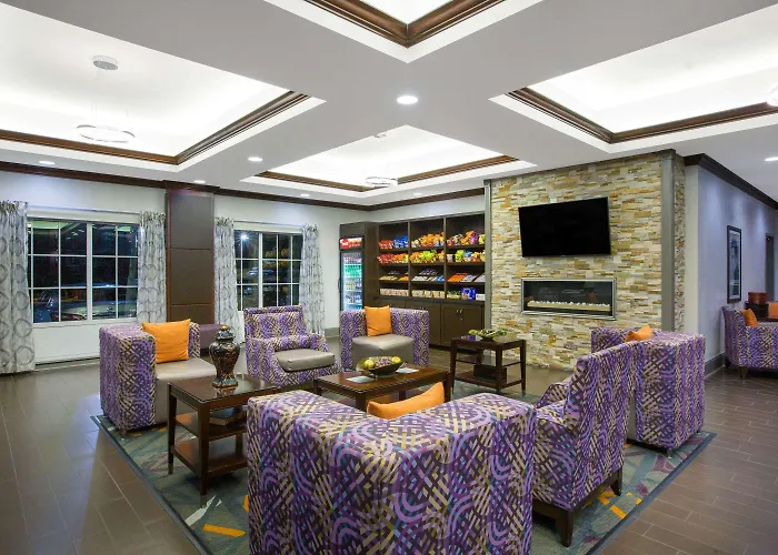 La Quinta By Wyndham Tupelo