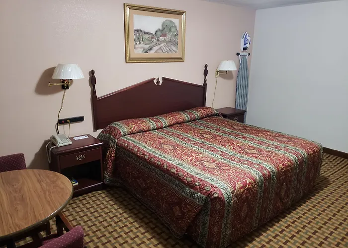River Heights Motel