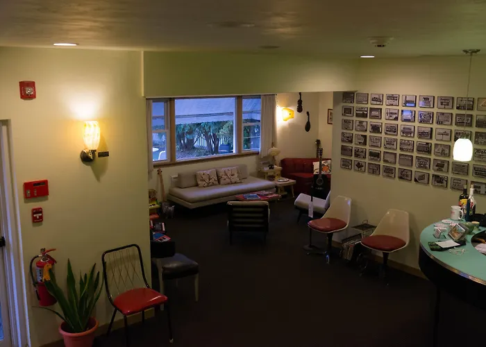 Holiday Music Motel