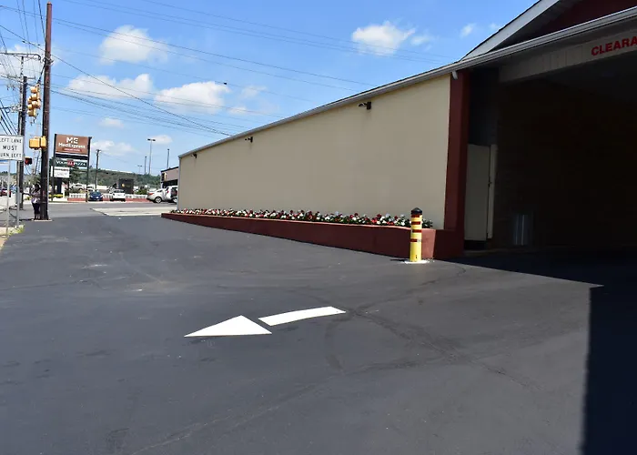 South Hills Motel