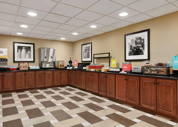 Hampton Inn & Suites Enid
