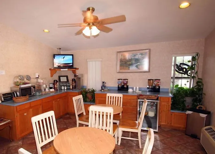 Edinburg Executive Inn