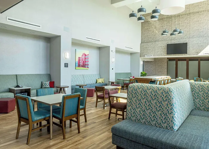 Hampton Inn & Suites Cleburne