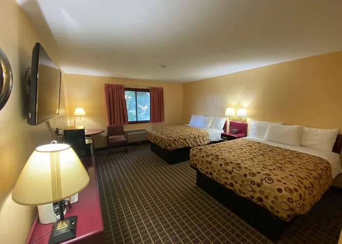 America'S Stay Inn Stewartville