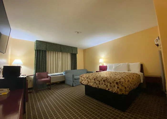 America'S Stay Inn Stewartville