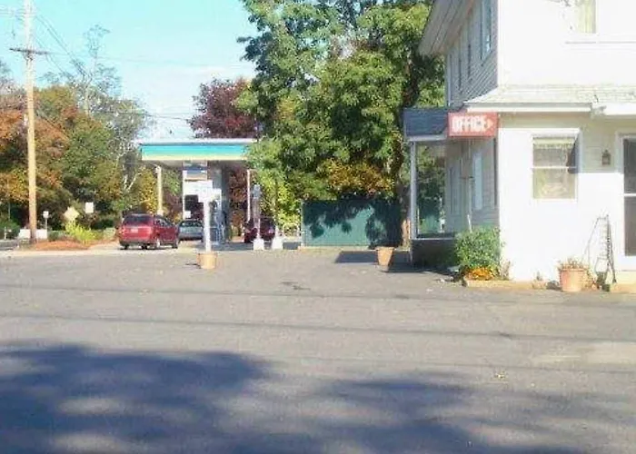 Elmwood Motor Lodge