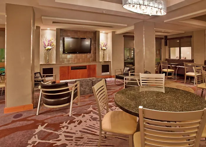 Holiday Inn Express Hotel And Suites Saint Robert By Ihg