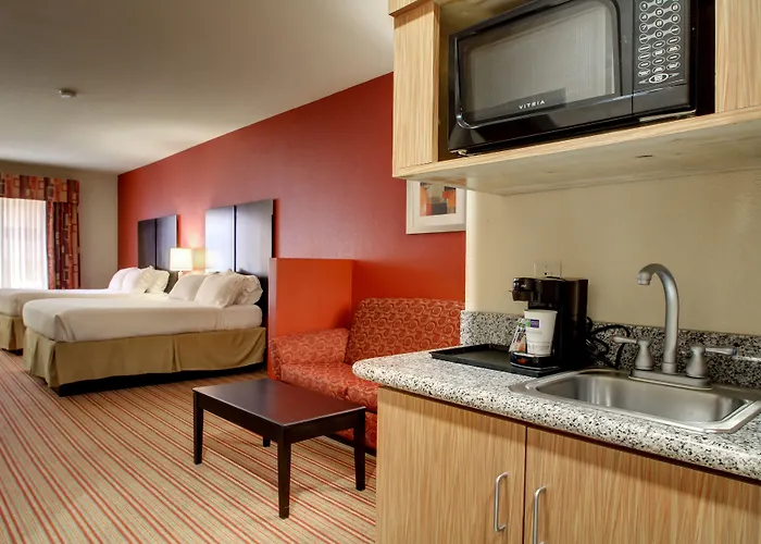 Holiday Inn Express Hotel Winona North By Ihg