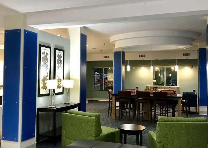Holiday Inn Express Hotel Winona North By Ihg