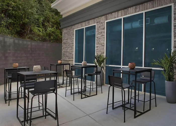 Doubletree By Hilton Chattanooga Hamilton Place