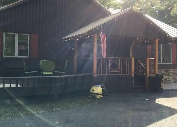 Adirondack Luxury Getaway