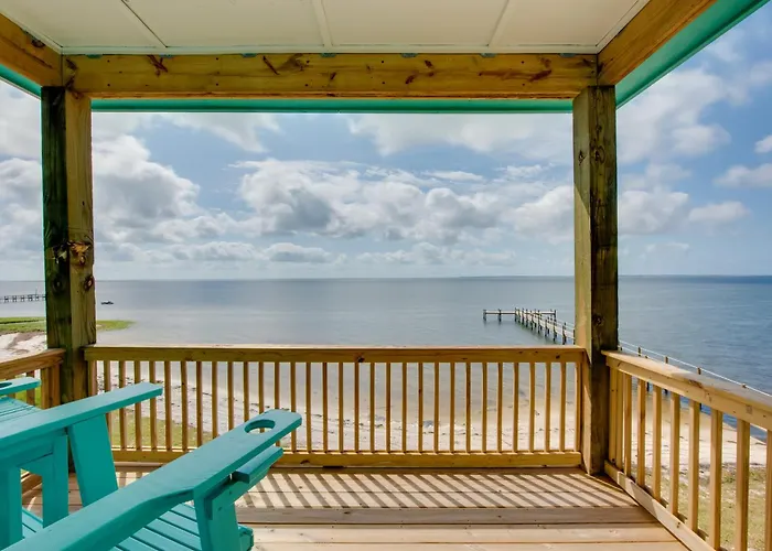Beachfront Cottage W/ Dock On Florida Gulf Coast