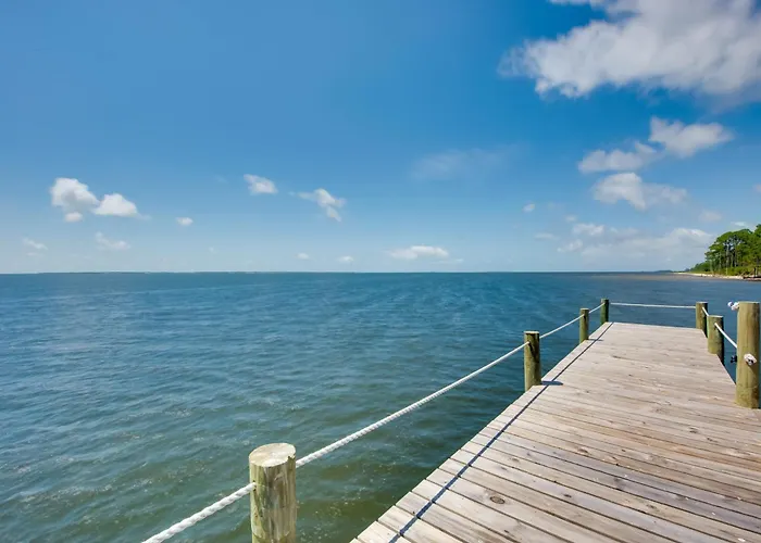 Florida Gulf Coast Getaway W/ Dock & Beach Views