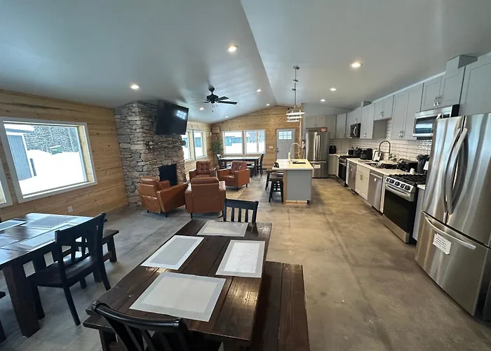 Kenai Adventure Cabins
