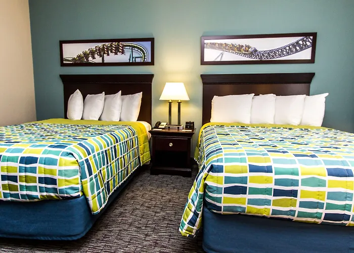 Cedar Point'S Express Hotel