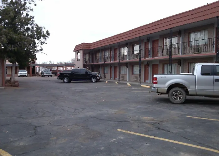 High Chaparral Inn