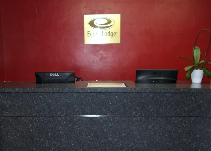 Econo Lodge Conway Central