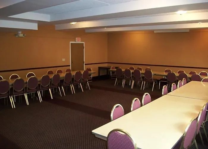 Lexington Inn & Suites-Elgin