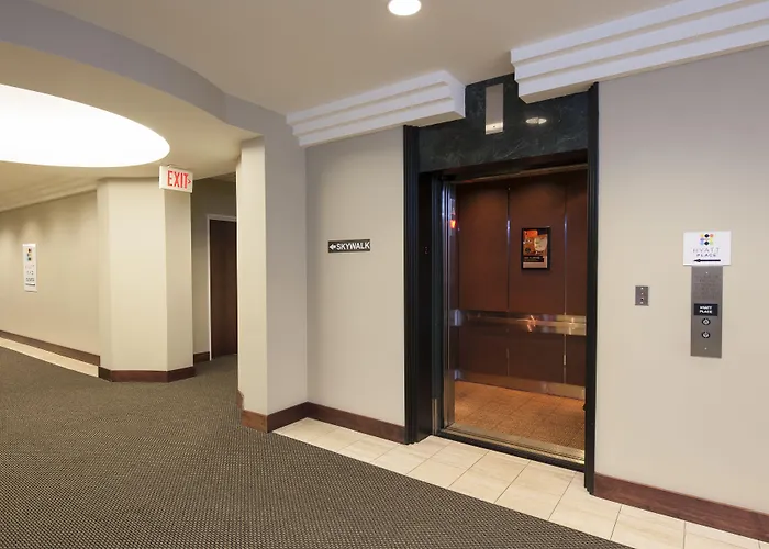 Hyatt Place Des Moines Downtown