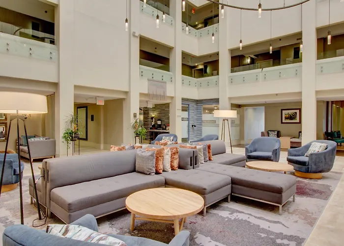 Crowne Plaza Charleston By Ihg