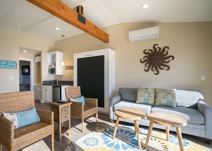 Beach Street Inn And Suites