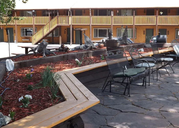 Murphy'S River Lodge