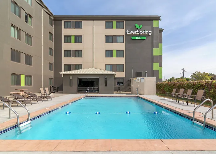 Everspring Inn