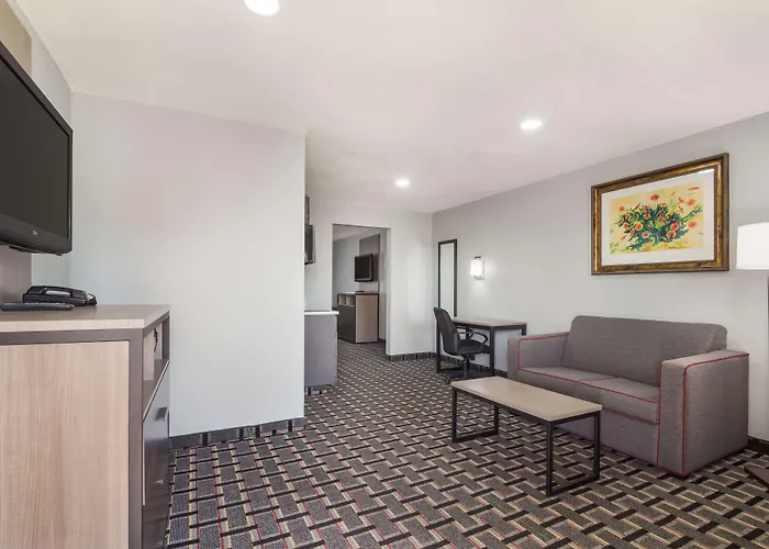 Knights Inn And Suites Salem