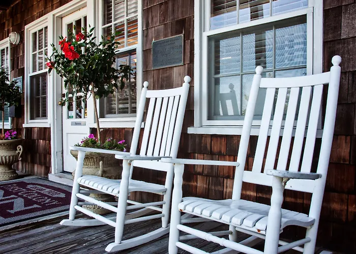 First Colony Inn