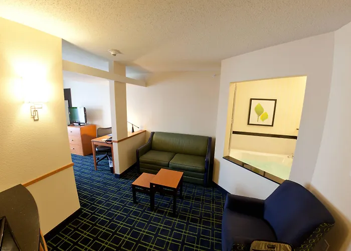 Fairfield Inn And Suites Flint Fenton